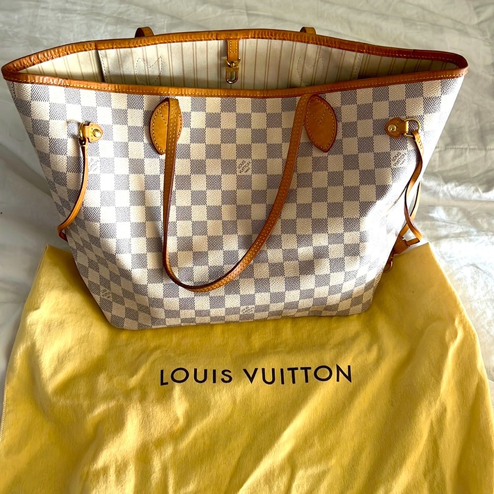Louis Vuitton never full MM tote bag